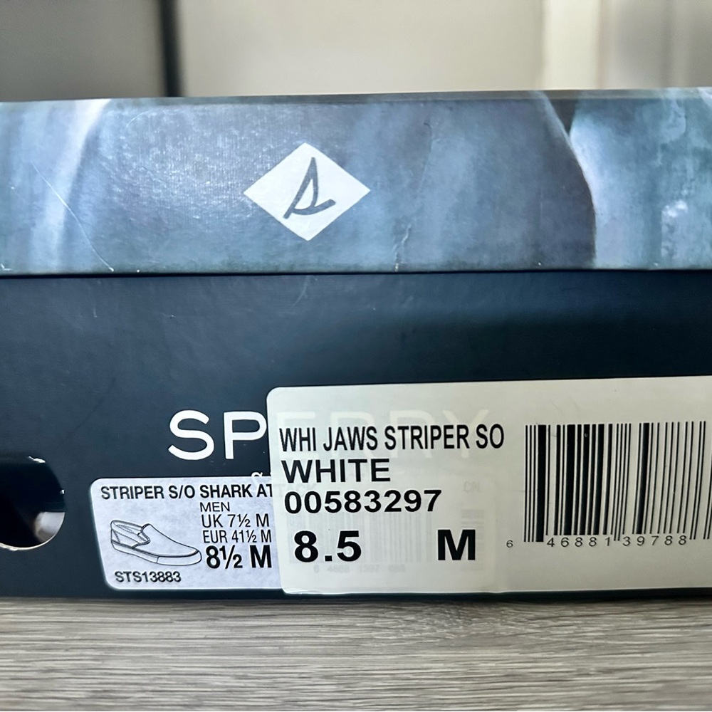 Sperry X Jaws 40th Anniversary Shark Attack Slip On - Picture 2 of 11